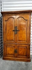 Hendredon Vintage Armoire 7.5ft Tall. Beautiful Craftmanship! 