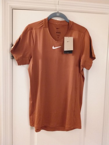 NIKE HERREN GRÖSSE SMALL SLIM FIT DRI-FIT V-AUSSCHNITT KUPFER KURZARM NEU MIT ETIKETT