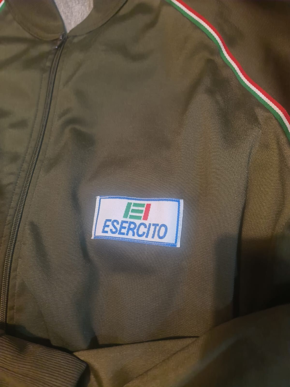 Foto 2 di 2