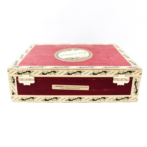 Caja de cigarros de madera vacía Brick House Teaser 8" x 6,75" x 2,25" - Imagen 7 de 12