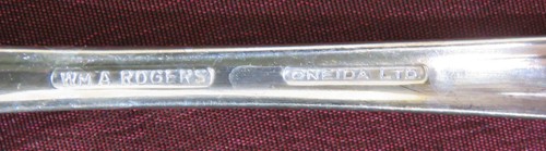 Oneida/Rogers "Happiness" Pattern 1940 Silverplate Flatware 51 Pc Set w/Chest uu - Picture 6 of 10