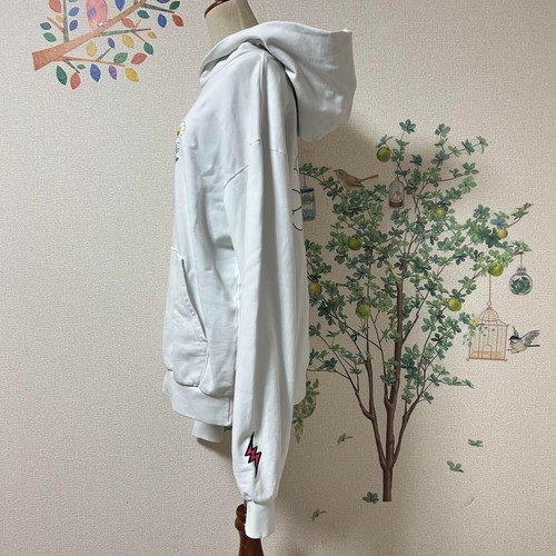 J.BALVIN TAKASHI MURAKAMI Blanco Hoodie Size M Used - Picture 8 of 20