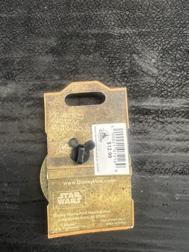 Disney Parks - Star Wars Galaxy Edge Ogas Cantina Hinged Chewy - Pin FT1 - Picture 2 of 3