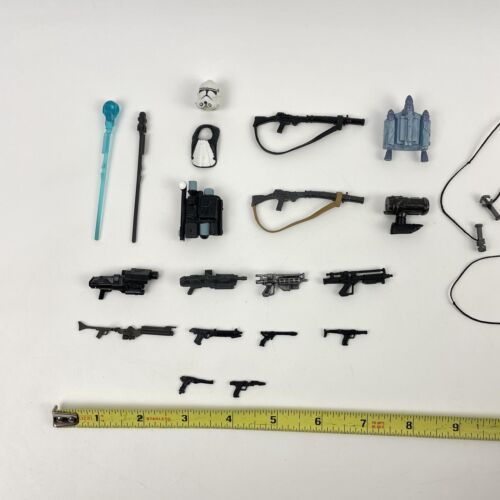 Star Wars Action Figure Weapons Accessories Blasters Lot - Picture 6 of 6