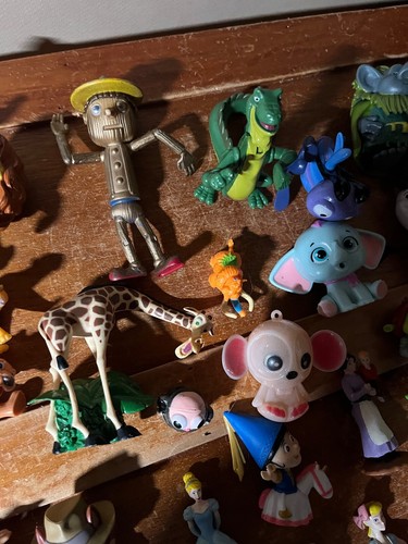 Large Lot of Disney Princess Toy Story Fiona Bugs Life Lion King Movie Vinyl Rub - Picture 10 of 24
