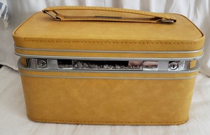 samsonite vanity box