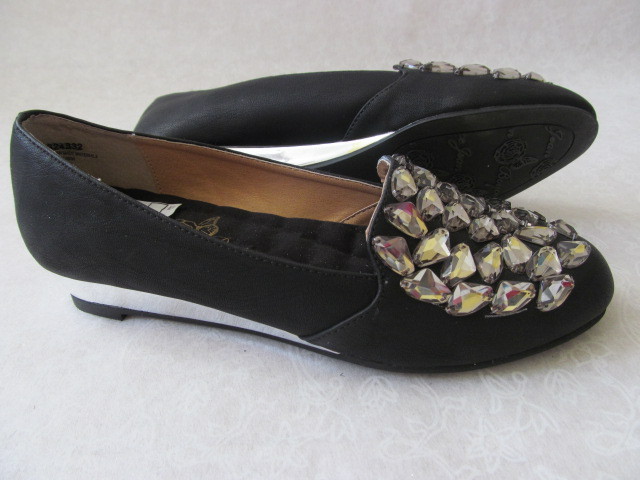 JOAN BOYCE BLACK RHINESTONE SHOES SIZE 7 7 7 1 2 M - NEW W BOX 7523cd JOAN BOYCE BLACK RHINESTONE SHOES SIZE 7 7 7 1 2 M - NEW W BOX 7523cd