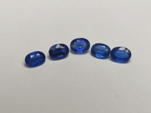 Blue Kyanite 7x5mm Oval Faceted Lot – 5 Pcs, 5.4ct Total Weight, High Grade - Picture 1 of 5