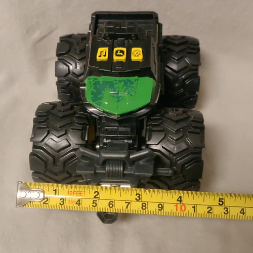 Veicolo giocattolo John Deere Monster Treads luci e suoni Gator funziona - Foto 9 di 9