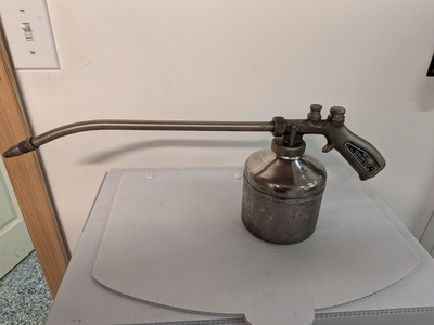 #ad Vintage Devilbiss Oil Spray Gun $50.00