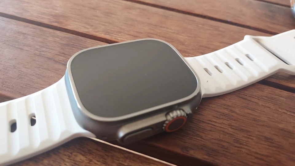 apple ultra watch series 10 49mm titanium /ceramic sapphire crystal - Image 2 of 4