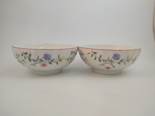 Juego de 2 cuencos de avena Johnson Brothers Summer Chintz 5 3/8" con patas - Imagen 3 de 9