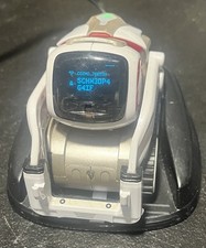 Anki Cozmo Robot  (Comes Included With 3 Blocks) READ DESCRIPTION