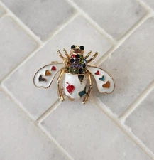 Joan Rivers Inspired White Enamel Heart Bee Brooch