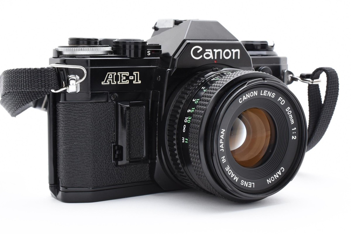 キャノン　Canon AE-1 + New FD 50mm F2 キャノン Canon AE-1 + New FD 50mm F2 キヤノン Canon AE-1