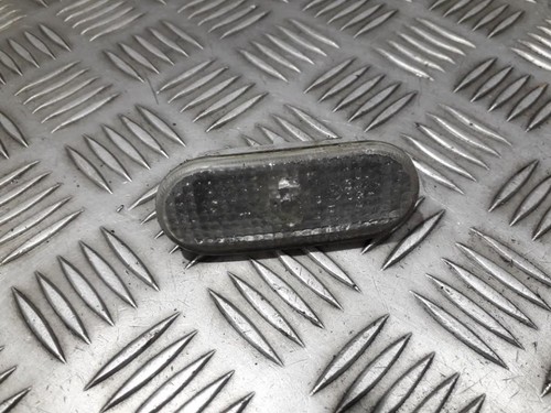 1j5949117a side indicator (fender indicator) front right Volksw de475054-79 - Picture 1 of 2