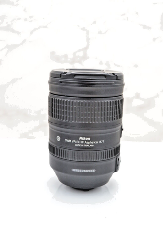 Nikon AF-S NIKKOR 28-300mm f/3.5-5.6G ED VR Lens - Picture 3 of 5
