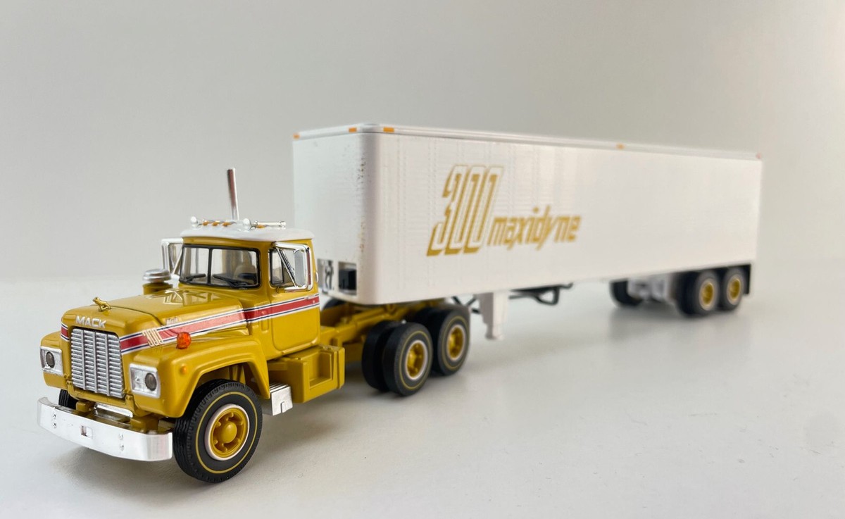 First Gear 60-2022 Mack R-Model Truck Trailer 125 Years Mack