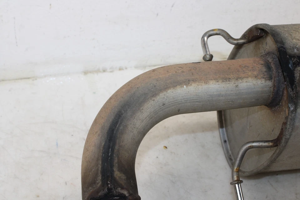 Silenciador de escape Saturn Sky 2007-2010 OEM IZ5 Foto 3 de 4