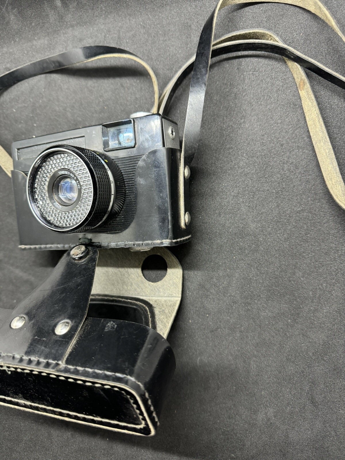 Picture 3 of 24