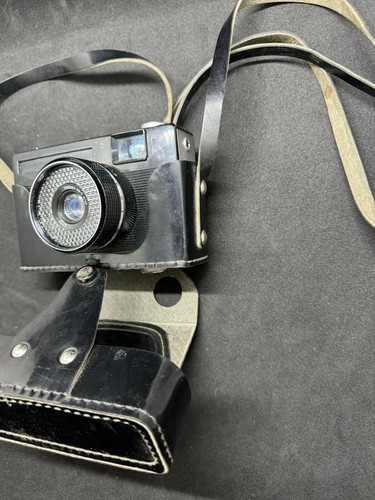 VILIA CAR - Vintage Soviet 35mm Photo Film Camera, Case - Picture 3 of 24