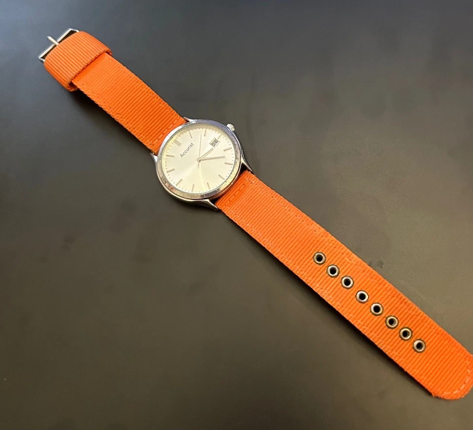 Reloj de cuarzo Accurist para hombre esfera blanca funcionando naranja correa de nailon-vendedor de EE. UU. Foto 2 de 4