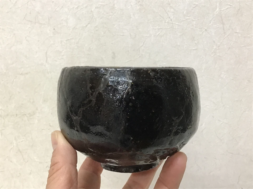 Y2233 CHAWAN Raku-ware caja firmada negra Japón cerámica antiguo té ceremonia tazón Foto 3 de 4
