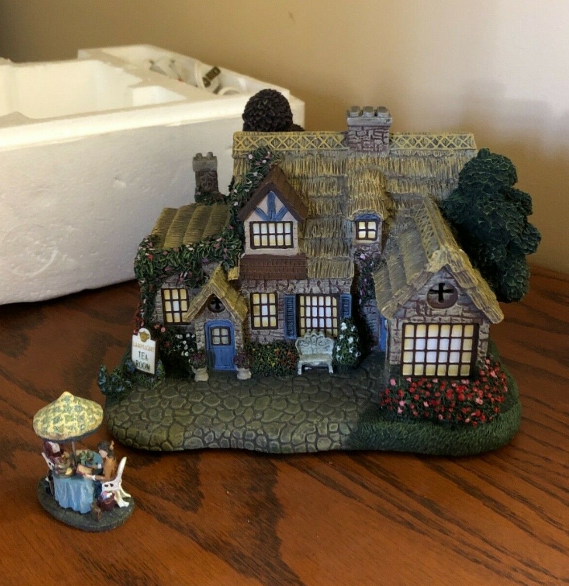 Picture 1 of 11