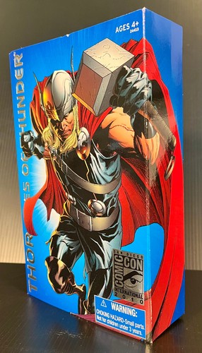 THOR-AGES OF THUNDER! Hasbro Universe: 2010 SDCC Exclusive-Excellent Condition!! - Picture 8 of 9