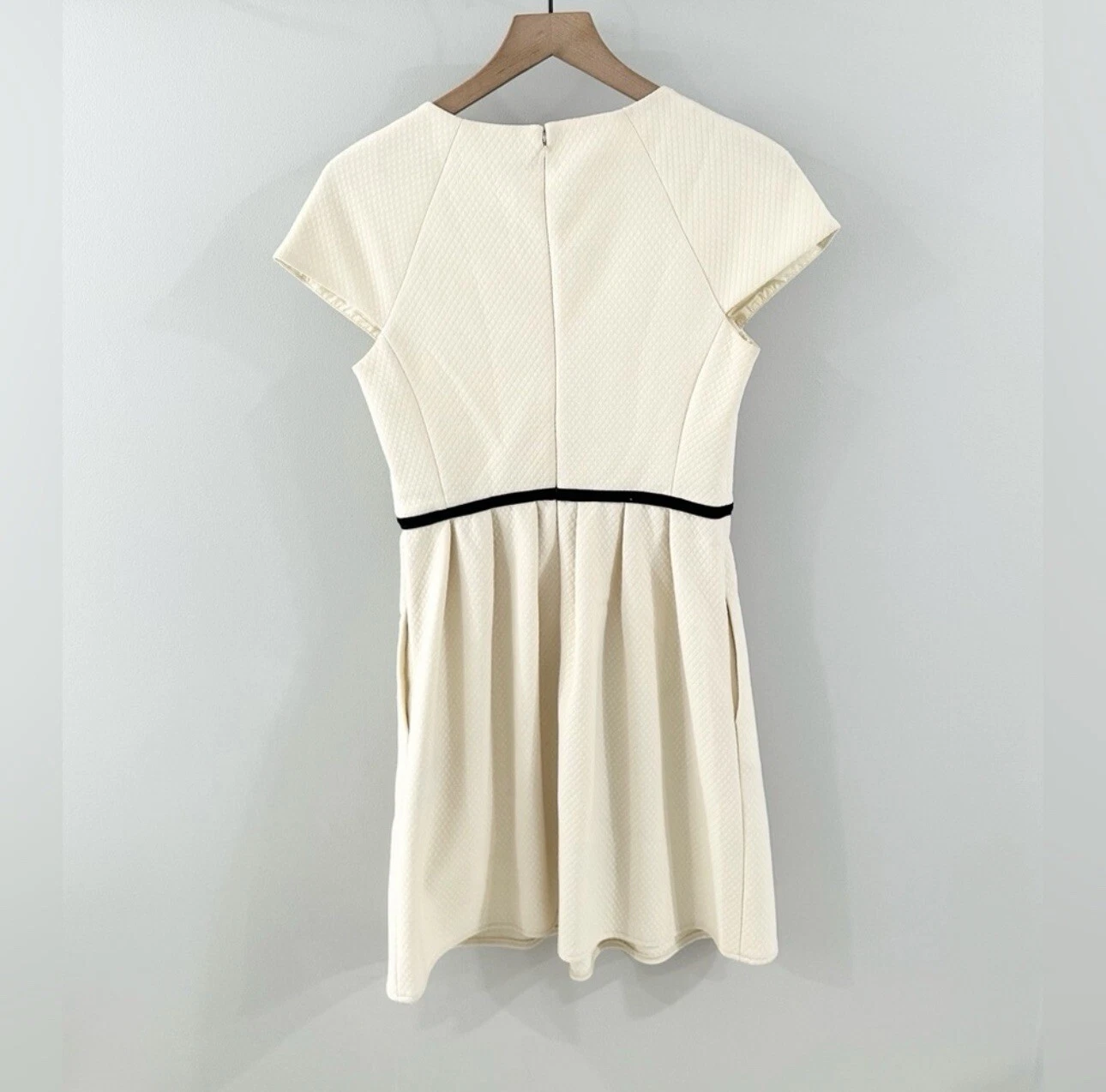 VETEMENTS Abito 4.Collective Diamond Knit plissettato aderente e svasato panna taglia 4