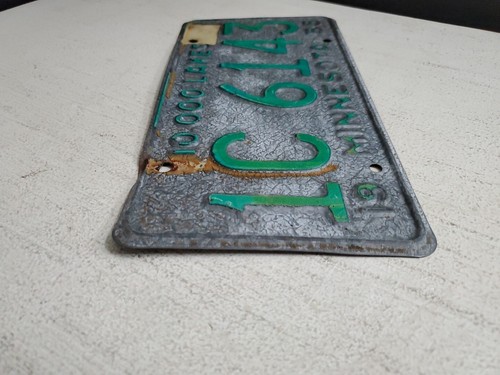 Vintage 1956 MINNESOTA 10,000 Lakes License Plate # 1C 6143 Perfect For Repaint - Imagen 6 de 8