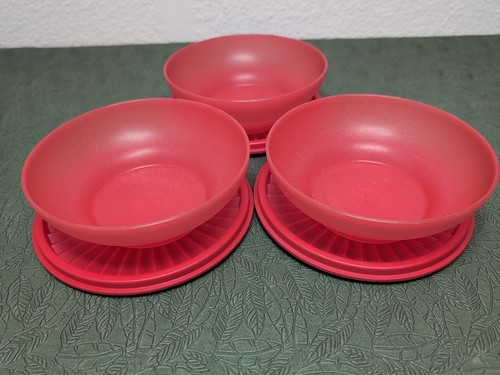 Tupperware Red 808-44 6 1/2"  Bowls & Lids 890-31 Set Of 3 Salad Cereal - Picture 3 of 13