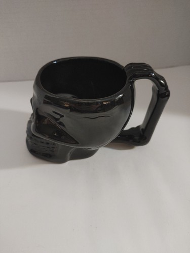 Black Skull Halloween Gothic 3D Coffee Mug - Picture 4 of 6