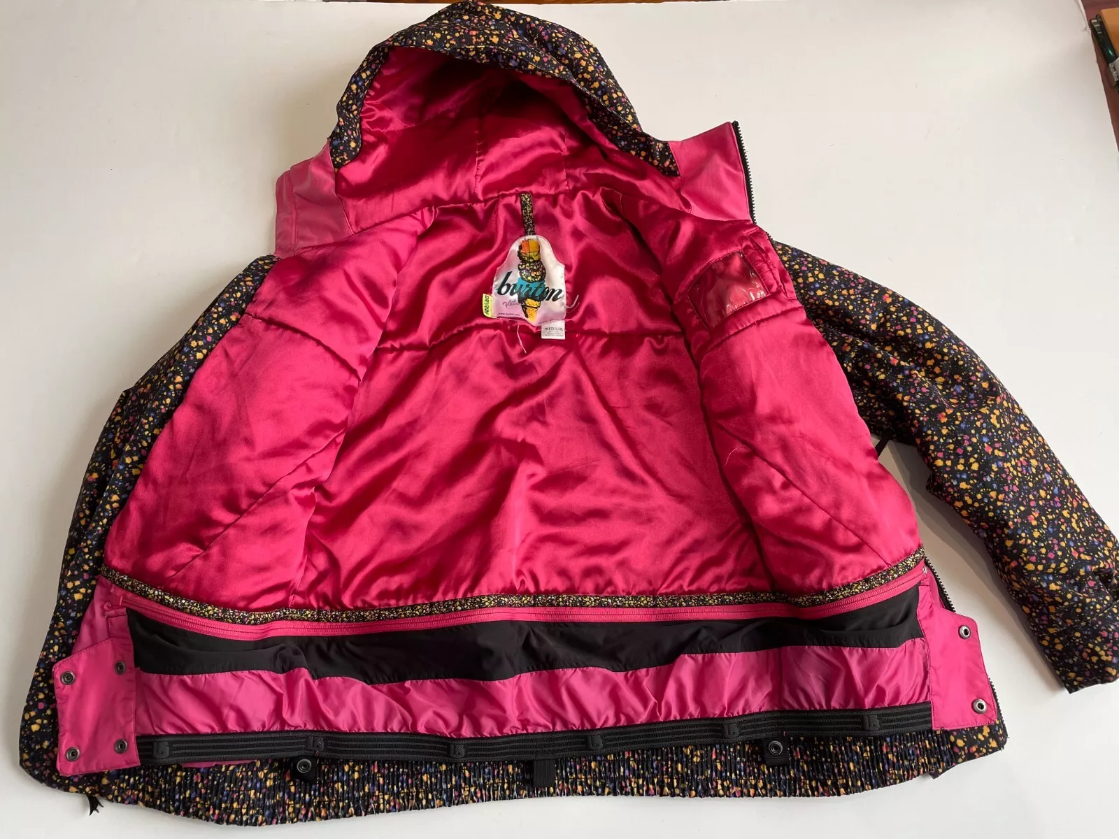 burton dryride tabloid polka dot hooded coat jacket