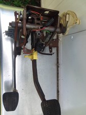 94 95 Ford Mustang Brake Clutch Pedal Sn95 Assembly Manual