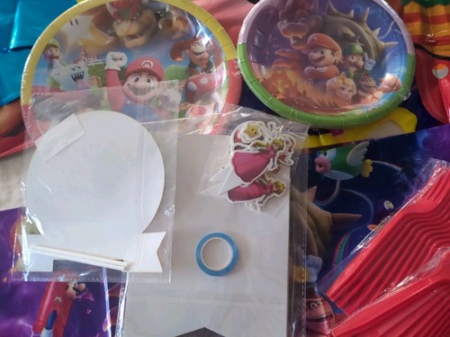 Super Mario Bruder Geburtstag Party Zubehör Geschirr & Deko 10 Gäste - Bild 11 von 18