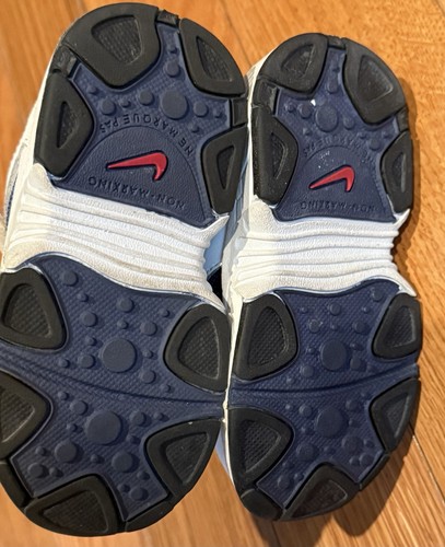 Tenis Nike para niños pequeños talla 6c - Imagen 5 de 6