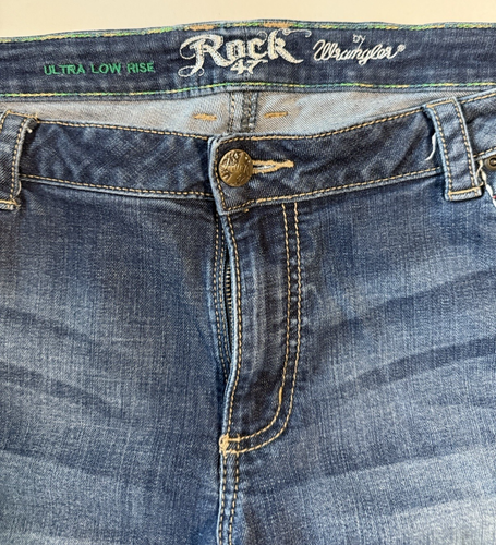 Rock 47 by Wrangler Men's Blue Jeans (Tag 34X33) Measured 38 X 33 ~ Embroidered - Picture 5 of 10