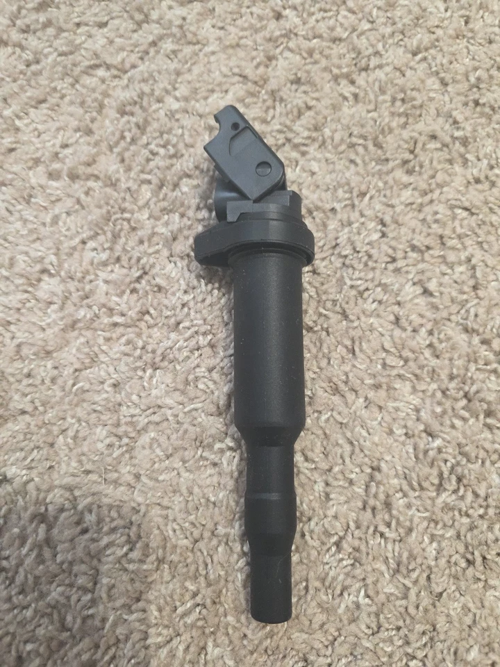 06-07 BMW E60 530xi Sedán 3.0L N52 Bobina de encendido #1 1437986 Foto 2 de 3