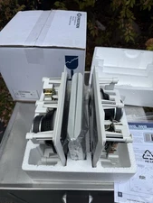 Crestron Excite IW5-W-T  5.25" 2-Way In-Wall Speakers - White Textured - New