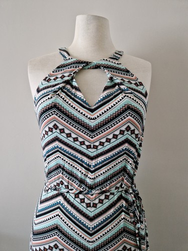 Oasis Maxi Dress Geometric Aztec Print. Racer Back. Peep Hole. Bodycon. Size S - Picture 2 of 12
