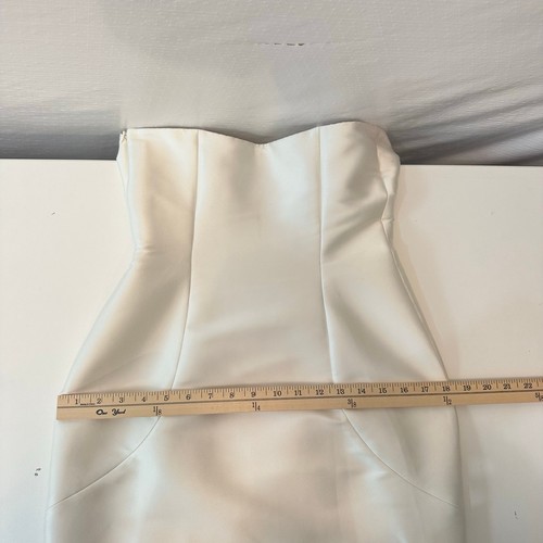 Sachin + Babi Anya Strapless Tiered Mermaid Gown Size 4 Wedding Minimalist White - Picture 14 of 14