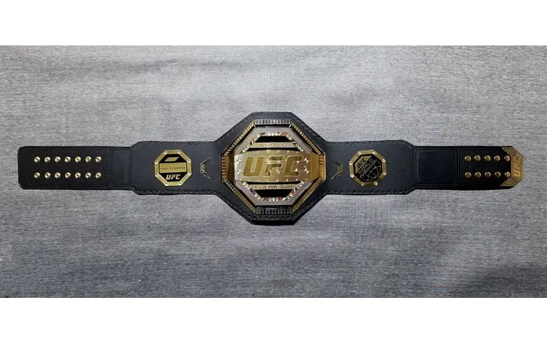 Cinturón Campeonato UFC Legacy - Cinturón Título Réplica MMA Adulto Foto 2 de 4