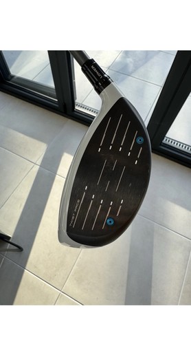 Taylormade SIM Driver 9 Degree Stiff - Picture 3 of 9