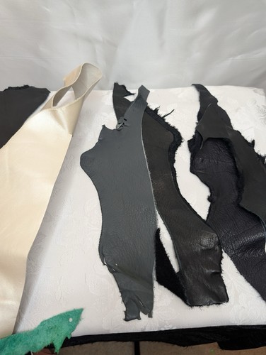 10 Packungen Ösen/Nieten Locher 3 Nietzangen Lederreste - Bild 11 von 14