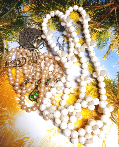 Jewelry Vintage/Modern Lot of Craft and Wearable Mix - One Full Pound or More - Picture 7 of 10