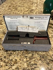 Vintage Bowmar/TIC Microwave Leakage Detector W/Metal Flash Filing Case & Keys