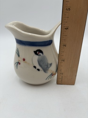 Brocca vintage ceramica Hartstone Creamer Chickadee Bird 1983 dipinta a mano 5" - Foto 2 di 8
