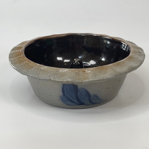 Rowe Pottery Works Miniatura Sal esmaltada gres Pastel de manzana Cobalto 1987 - Imagen 3 de 12