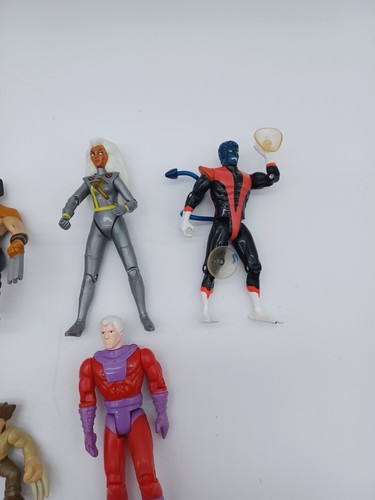 Lot of 9 vintage Xmen figures early Mid 90’s  - Picture 5 of 8